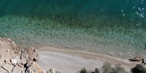 Η παραλία Νεκροταφείο, κοντά στο Ναύπλιο
