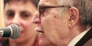 Ντίνος Χριστιανόπουλος προφιλ