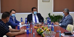 Αδωνις Γεωργιάδης