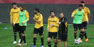 Αποφασισμένοι για την πρόκριση οι παίκτες της ΑΕΚ