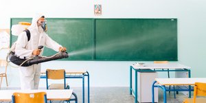 Απολύμανση σε σχολείο του Δήμου Αθηναίων