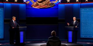 Μπάιντεν και Τραμπ στο ντιμπέιτ στο Κλίβελαντ