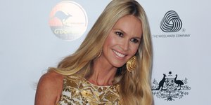 H Ελ Μακφέρσον με φόρεμα