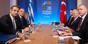 Συνάντηση αντιπροσωπειών Ελλάδας - Τουρκίας