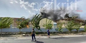 Φωτιά σε εργοστάσιο στην Κρήτη