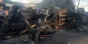 Καμμένο βυτιοφόρο στην Νιγηρία