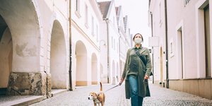 Γυναικα μασκα κορωνοϊος