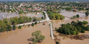 κακοκαιρία «Ιανός» pλημμυρισμένες εκτάσεις στην Καρδίτσα