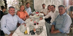 Από αριστερά: Παναγής Καππάτος, Ζέττα Μακρή, Γιάννης Κεφαλογιάννης, Χρήστος Δερμεντζόπουλος, Μαρία Κεφάλα, Γρηγόρης Δημητριάδης, Θανάσης Καββαδάς