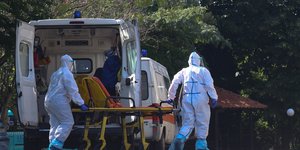 κορωνοϊός Ασθενοφόρο