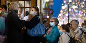 Μάσκες και θερμομέτρηση προκειμένου να σπάσει η αλυσίδα μετάδοσης του ιού