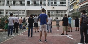 κορωνοϊός μαθητές σε σχολείο