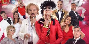 Λάκης Γαβαλάς κοκκινο σακακι 