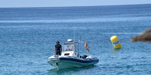 λιμενικο κιτρινη σημαδουρα