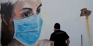 Γκράφιτι κορωνοϊού