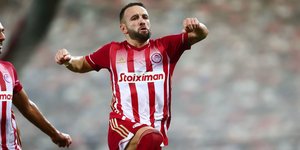 Ο Ματιέ Βαλμπουενά στο Ολυμπιακός-Ομόνοια