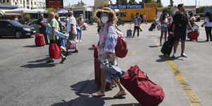 και ασπιδα προσωπου και μασκα 