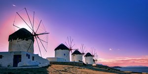 Συναγερμός στη Μύκονο: Eκτακτη συνάντηση του δημάρχου με τον αρχηγό της ΕΛ.ΑΣ