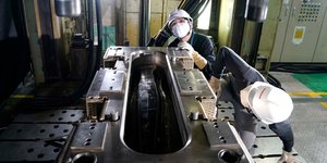 Nissan: Παραγωγή ανταλλακτικών από ανθρακόνημα