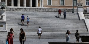 Πεζοί στο Σύνταγμα