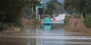 Πλημμύρες λόγω της κακοκαιρίας Ιανός