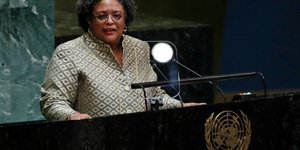 Η πρωθυπουργός των Μπαρμπέιντος, Μία Μότλεϊ