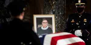 Η κηδεία της Ρουθ Γκίνσμπεργκ