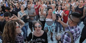Διαμαρτυρία πολιτών για την χρήση μάσκας στα σχολεία