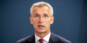 Ο γ.γ. του ΝΑΤΟ, Γενς Στόλτενμπεργκ