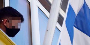  Εισαγγελική έρευνα για το περιστατικό ξυλοδαρμού καθηγητή σε σχολείο της Κρήτης λόγω... μάσκας