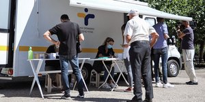 Κορωνοϊός: Εντείνεται η ανησυχία για την έξαρση του ιού στο κέντρο της Αθήνας