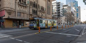 τραμ αδειος δρομος