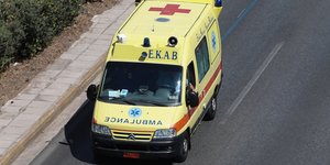 τροχαίο ασθενοφόρο