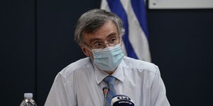 Ο Σωτήρης Τσιόδρας στην ενημέρωση για τον κορωνοϊό