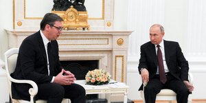 Ο Πρόεδρος της Σερβίας, Αλεξάνταρ Βούτσιτς με τον Ρώσο ομόλογό του Βλαντιμίρ Πούτιν