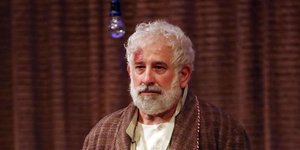 Πέτρος Φιλιππίδης