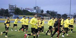 Προπόνηση ποδοσφαιριστών της ΑΕΚ