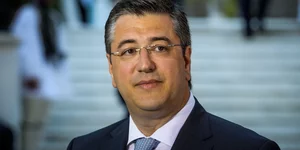 Ο Απόστολος Τζιτζικώστας
