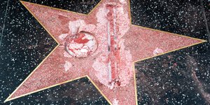 Βανδαλισμός στο αστέρι του Τραμπ στο Χόλιγουντ