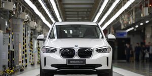 Έναρξη παραγωγής για την αμιγώς ηλεκτρική BMW iX3
