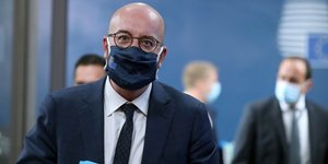 Ο Σαρλ Μισέλ με μάσκα λίγο πριν την Σύνοδο