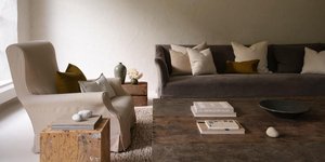 Διακόσμηση στο coffee table καθιστικού