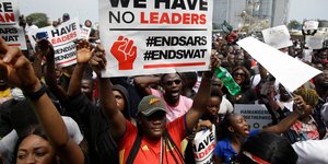 Διαδηλωτές στη Νιγηρία