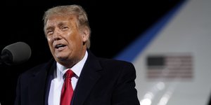 Ντόναλντ Τραμπ 