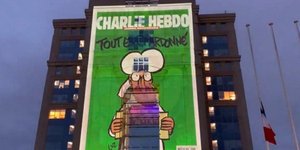 Κτίριο στο Μονμπελιέ με σκίτσο του Charlie Hebdo