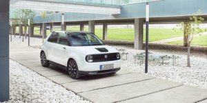 Ηλεκτρική επίθεση της Honda