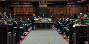 Στιγμιότυπο από τη Βουλή των Κοινοτήτων στη Βρετανία