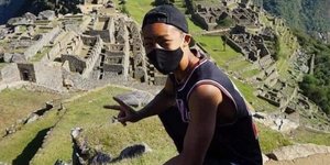 Ιάπωνας τουρίστας στο Μάτσου Πίτσου