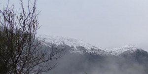 Χιονισμένα τα βουνά των Καλαβρύτων