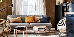 Έπιπλα σε σαλόνι διαμερίσματος 